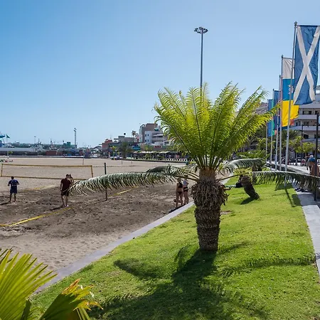 Modern Cristianos Center Los Cristianos (Tenerife)