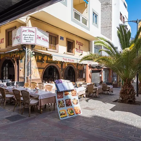 Modern Cristianos Center Apartmán