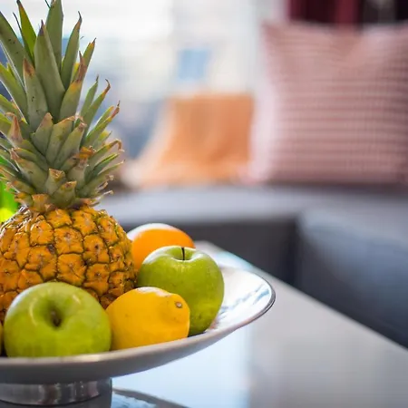 Apartament Modern Cristianos Center