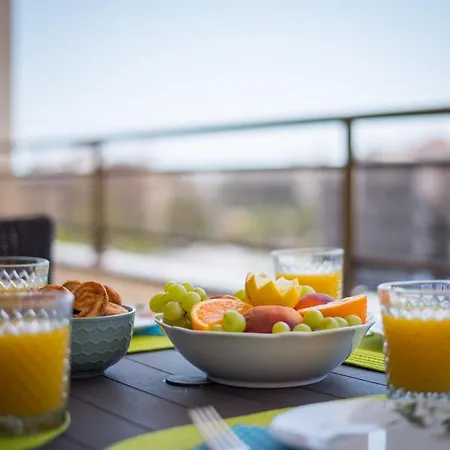 Modern Cristianos Center Apartament