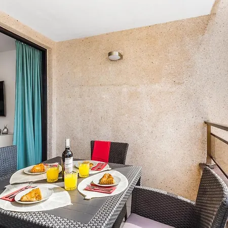 Modern Cristianos Center Apartmán