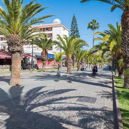 Modern Cristianos Center Apartmán *